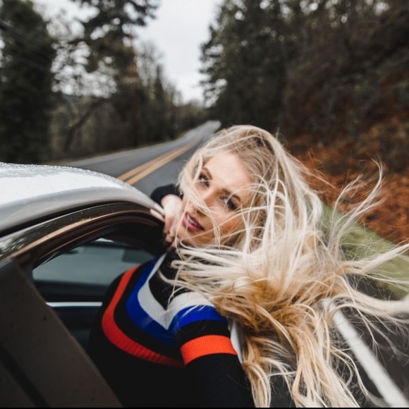 Black stripped sweater - Picture 1 of 3